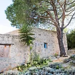 Es Cucons Rural Hotel