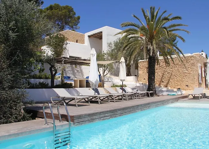 Designed Comfort Hilltop Villa Licence Et0447E