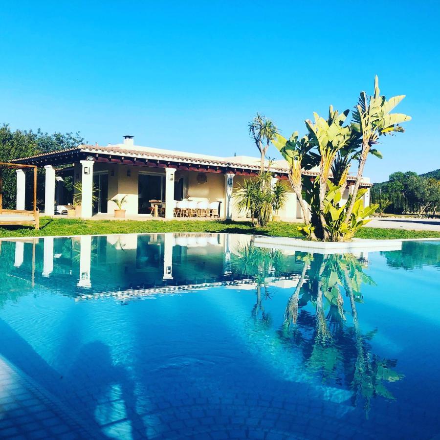 Justbeandbeibiza Bed & Breakfast