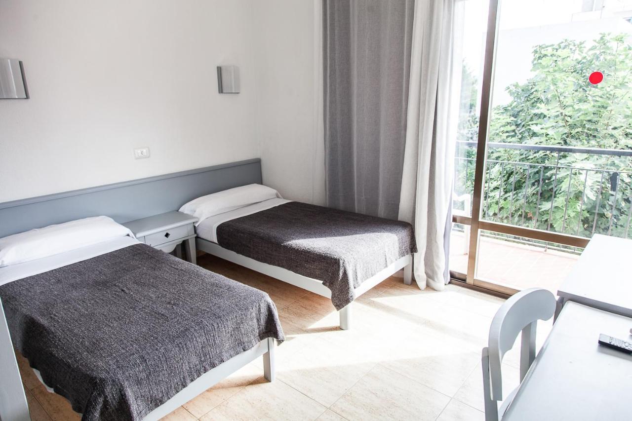 Hostal Apolo Guest house *