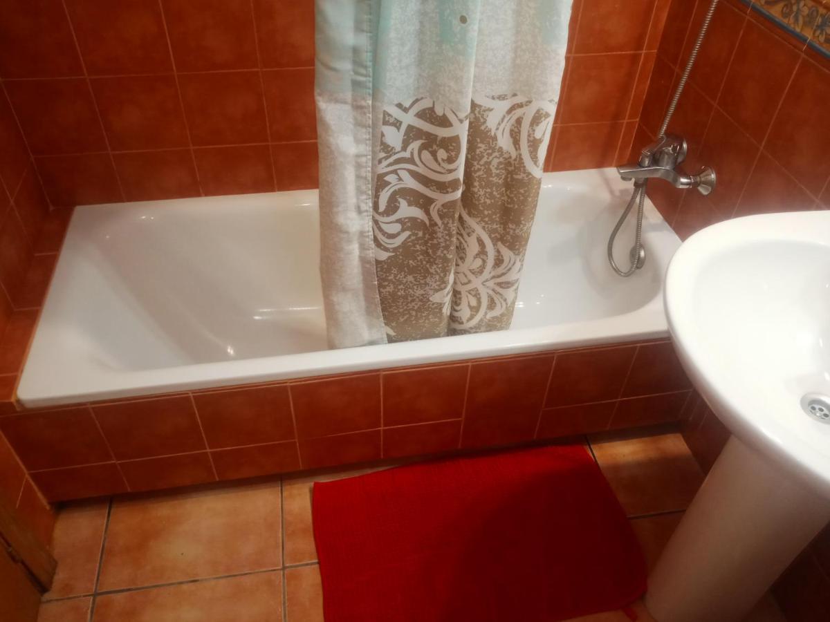 Privada Marina Botafoch 2 Homestay