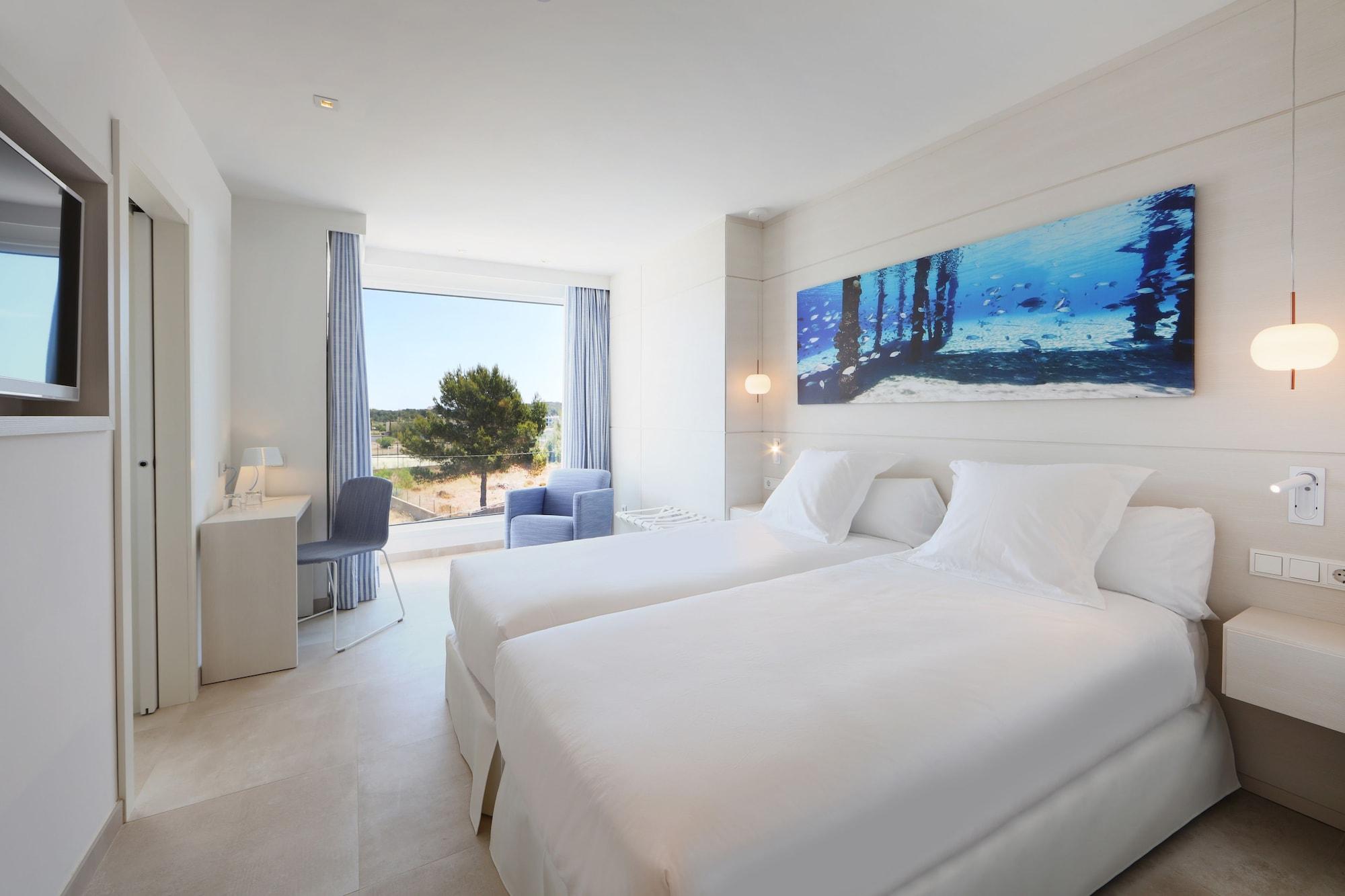 Iberostar Selection Santa Eulalia Adults-only Ibiza 4*