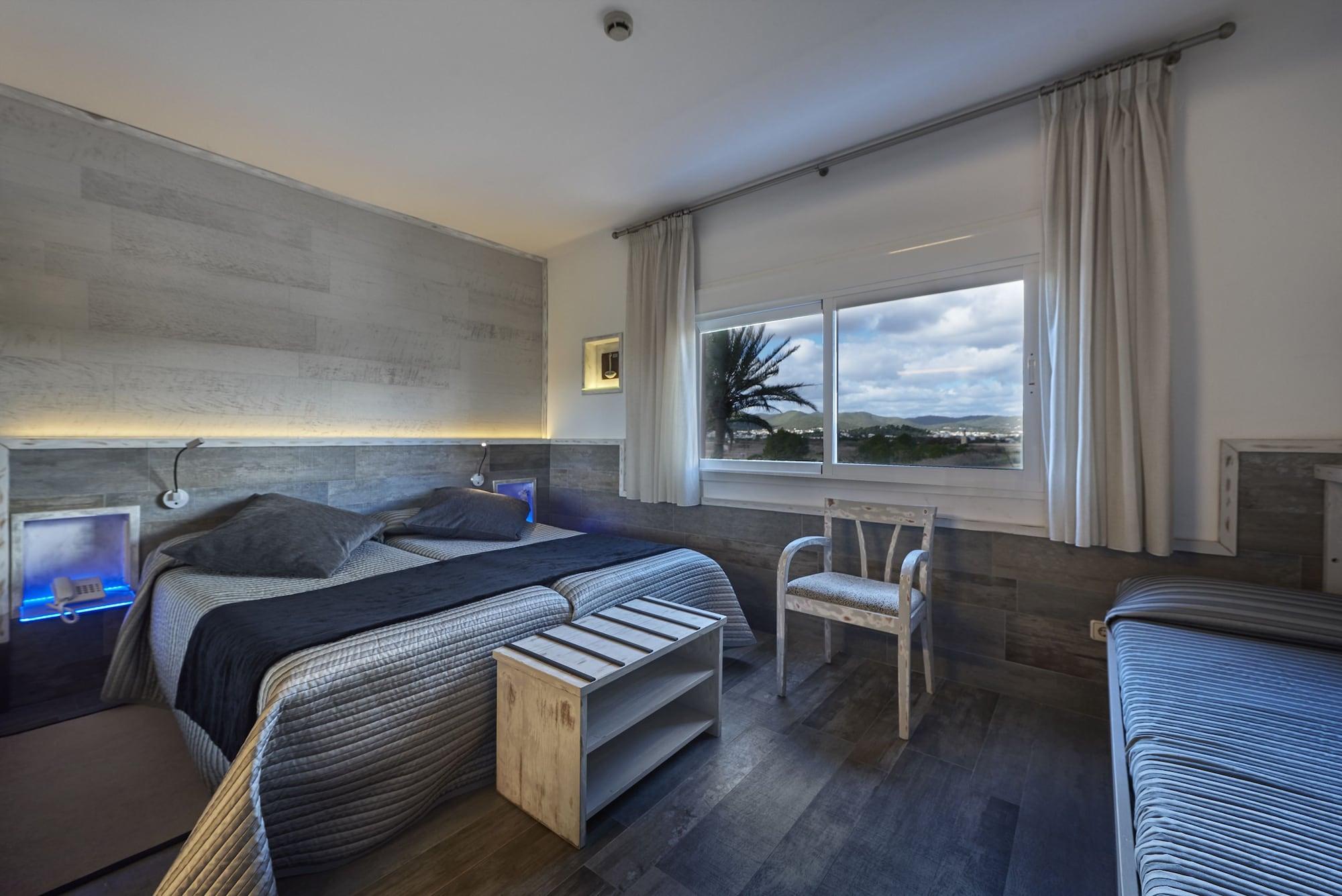 Hotel Lux Isla Talamanca (Ibiza)