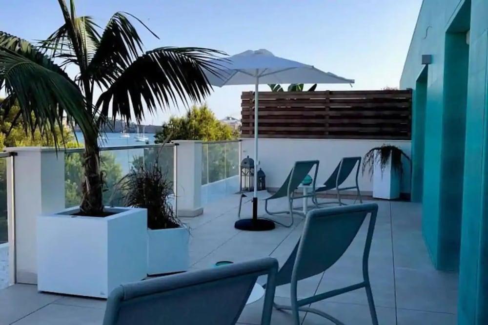 Lux Isla Hotel