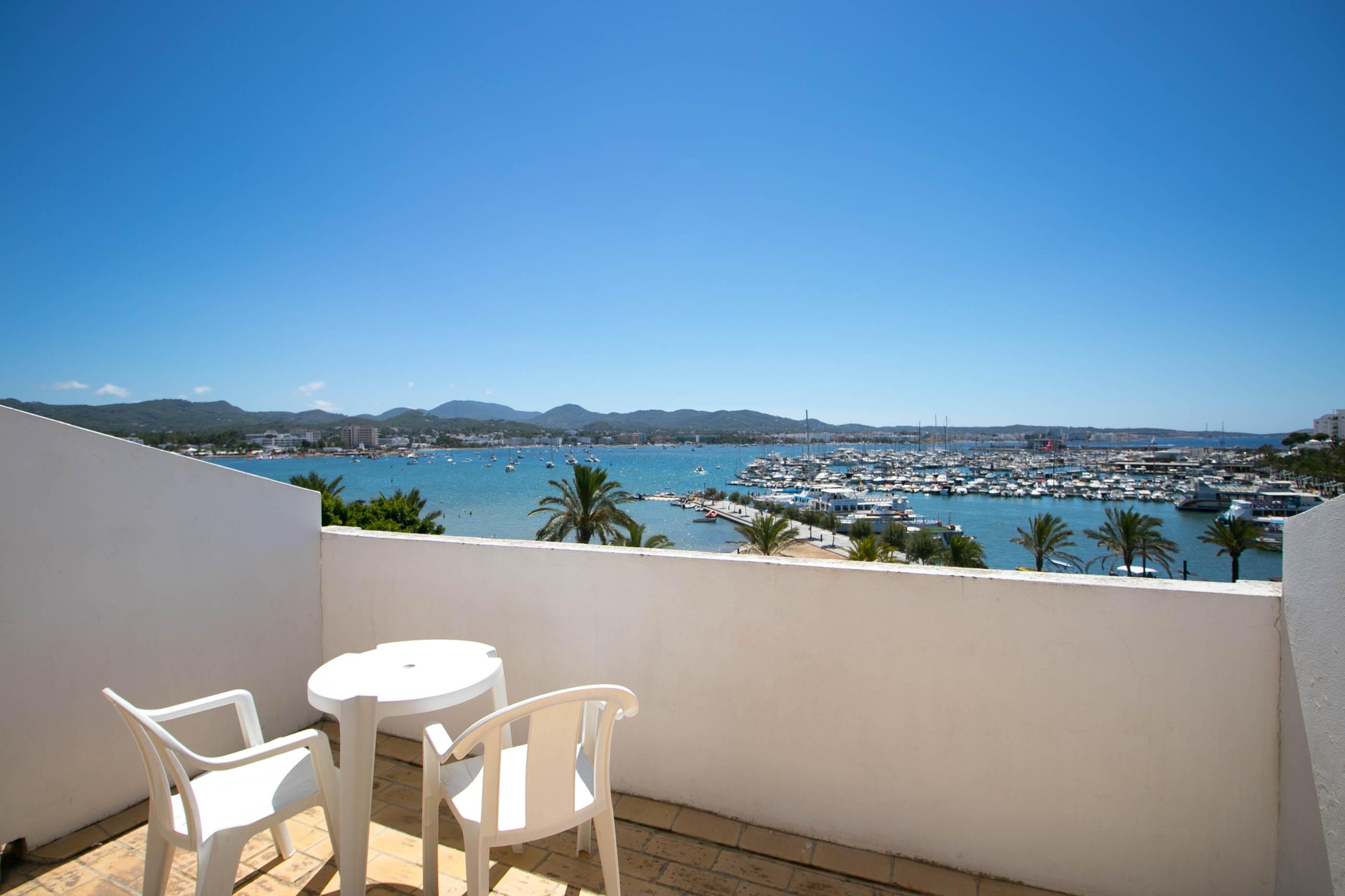 The White (adults Only) * San Antonio (Ibiza)