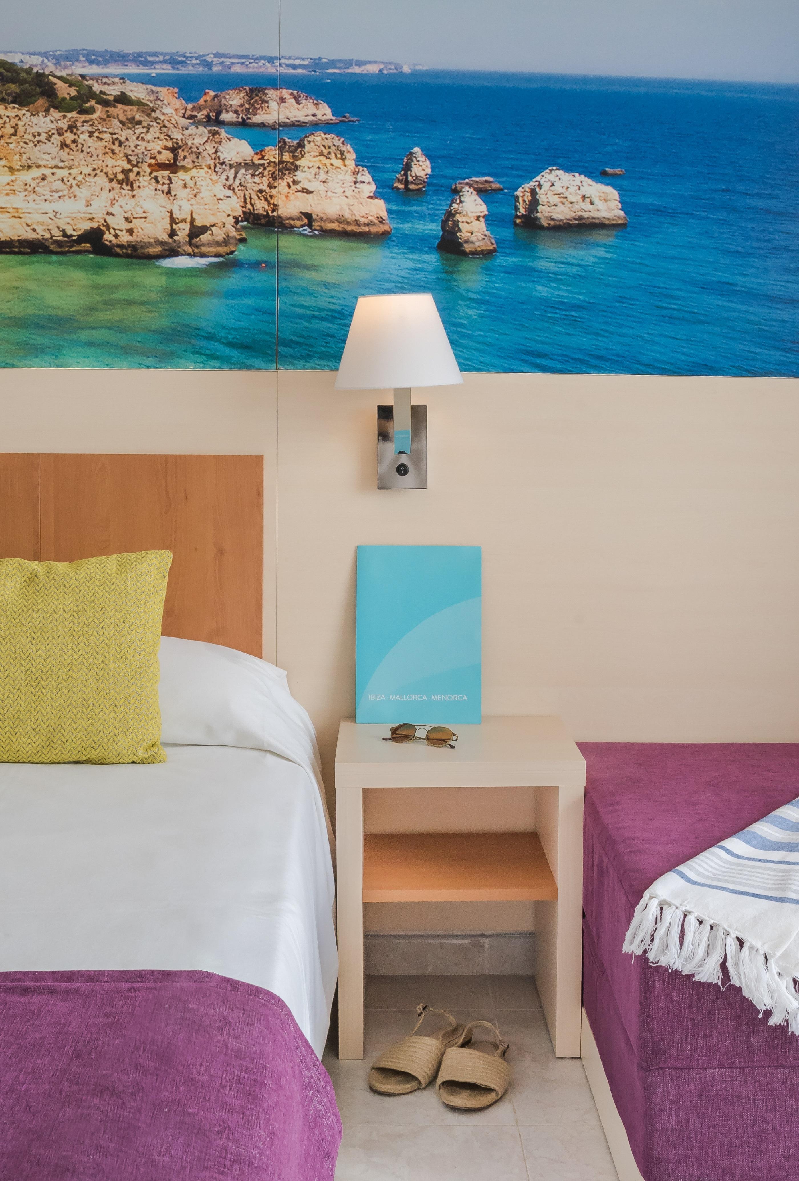 Moon Dreams Coral Hotel