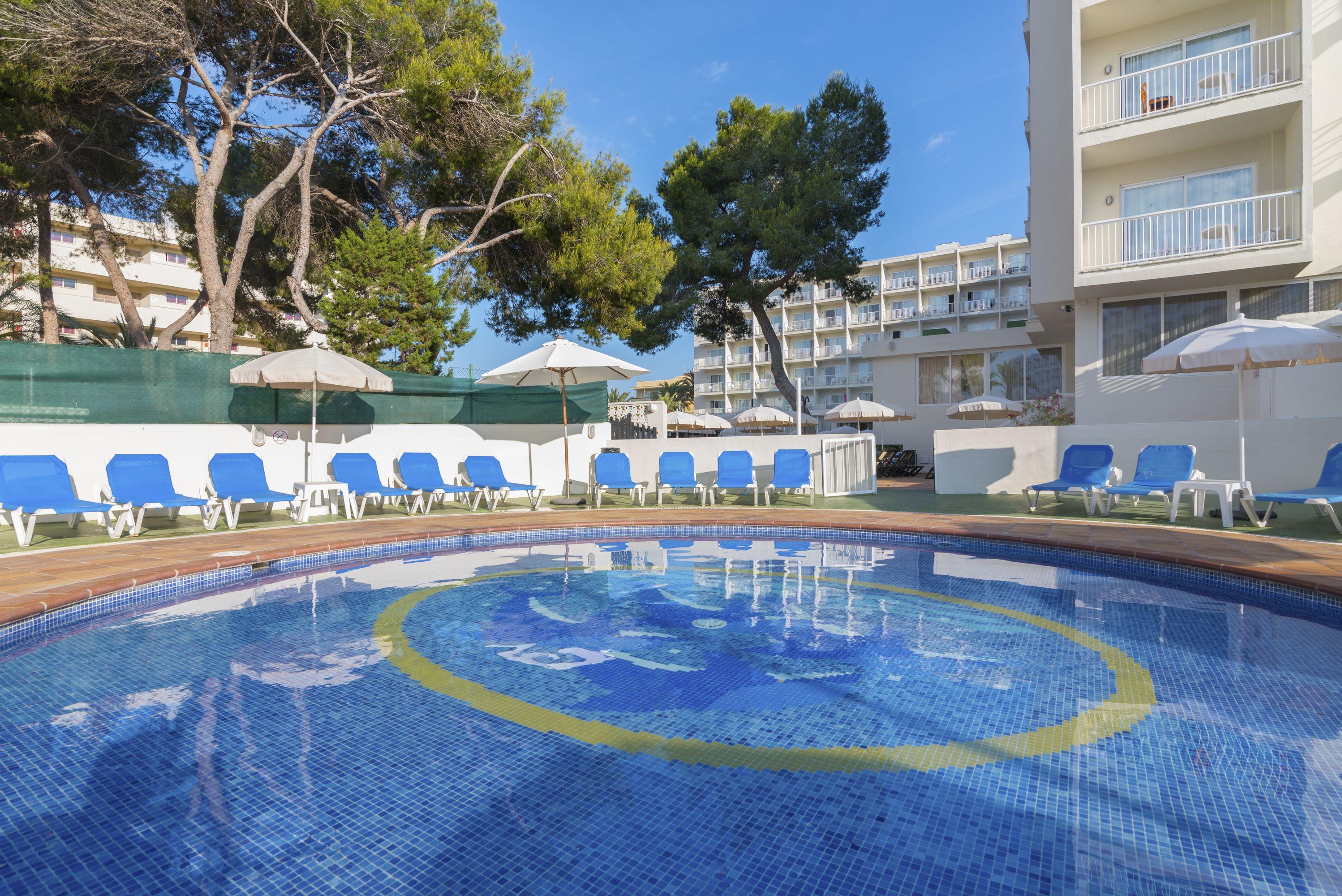 Moon Dreams Coral Hotel 3*