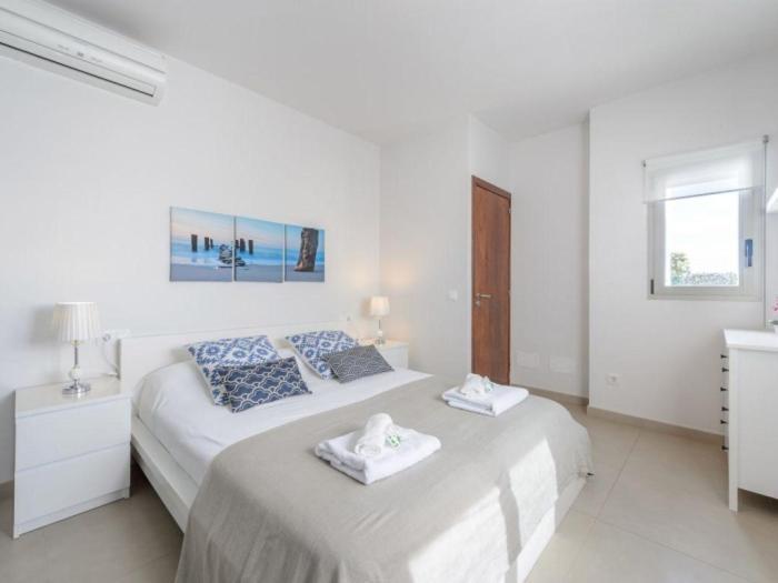 Moderna Casa Con Piscina Privada Casa de Férias *