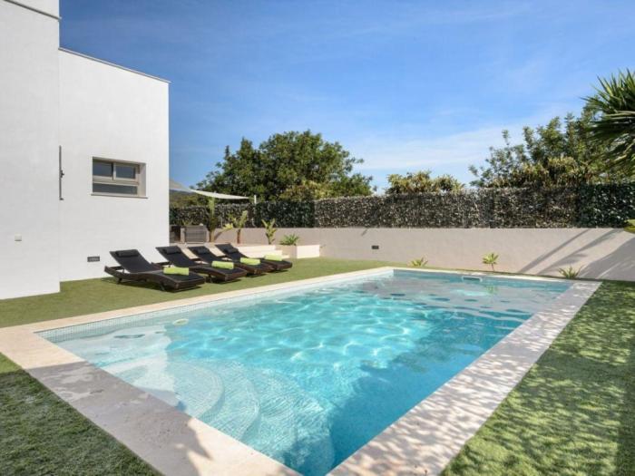 Casa de Férias Moderna Casa Con Piscina Privada