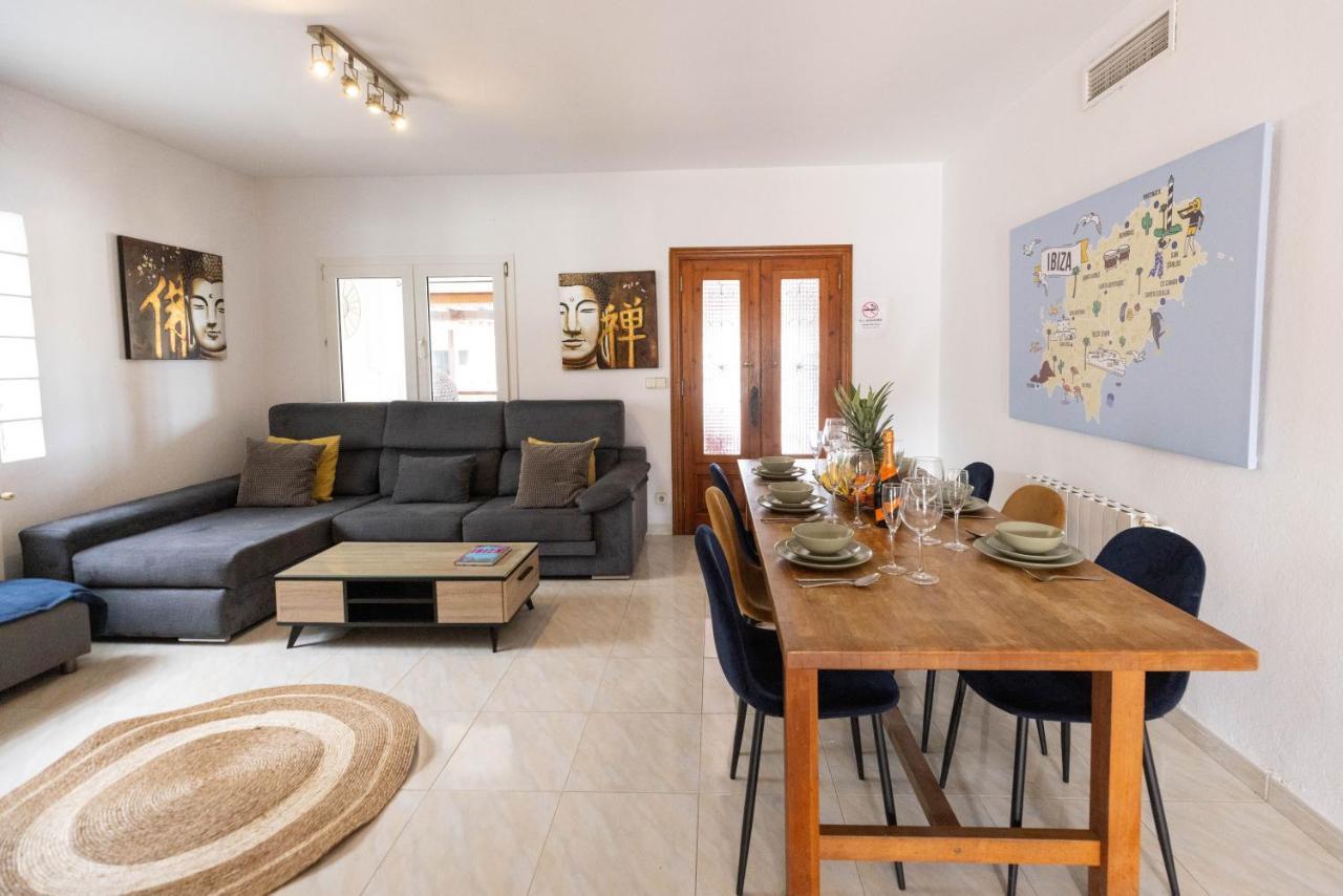 Mollie Ibiza Villa *