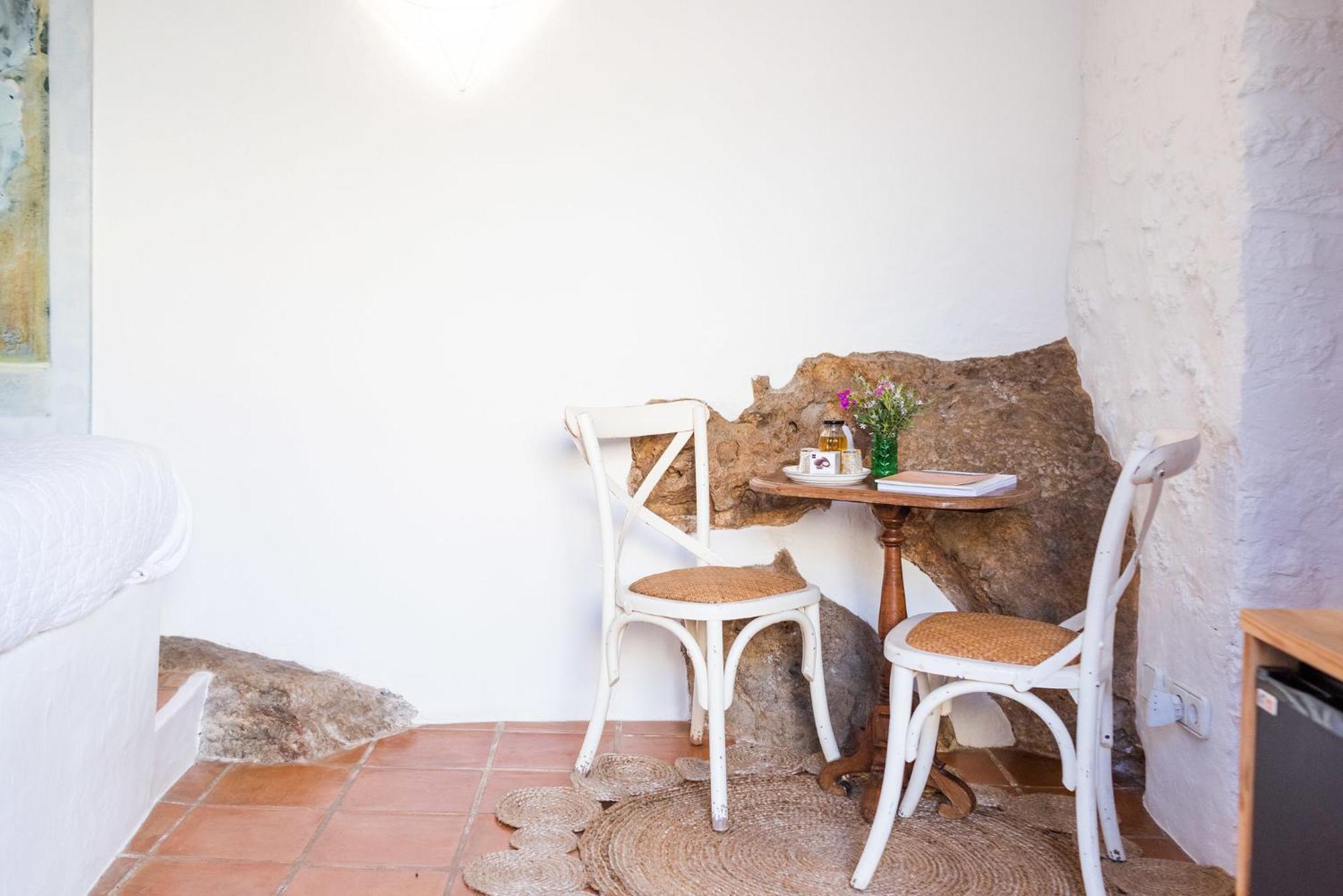 Es Cucons Rural * San Antonio (Ibiza)