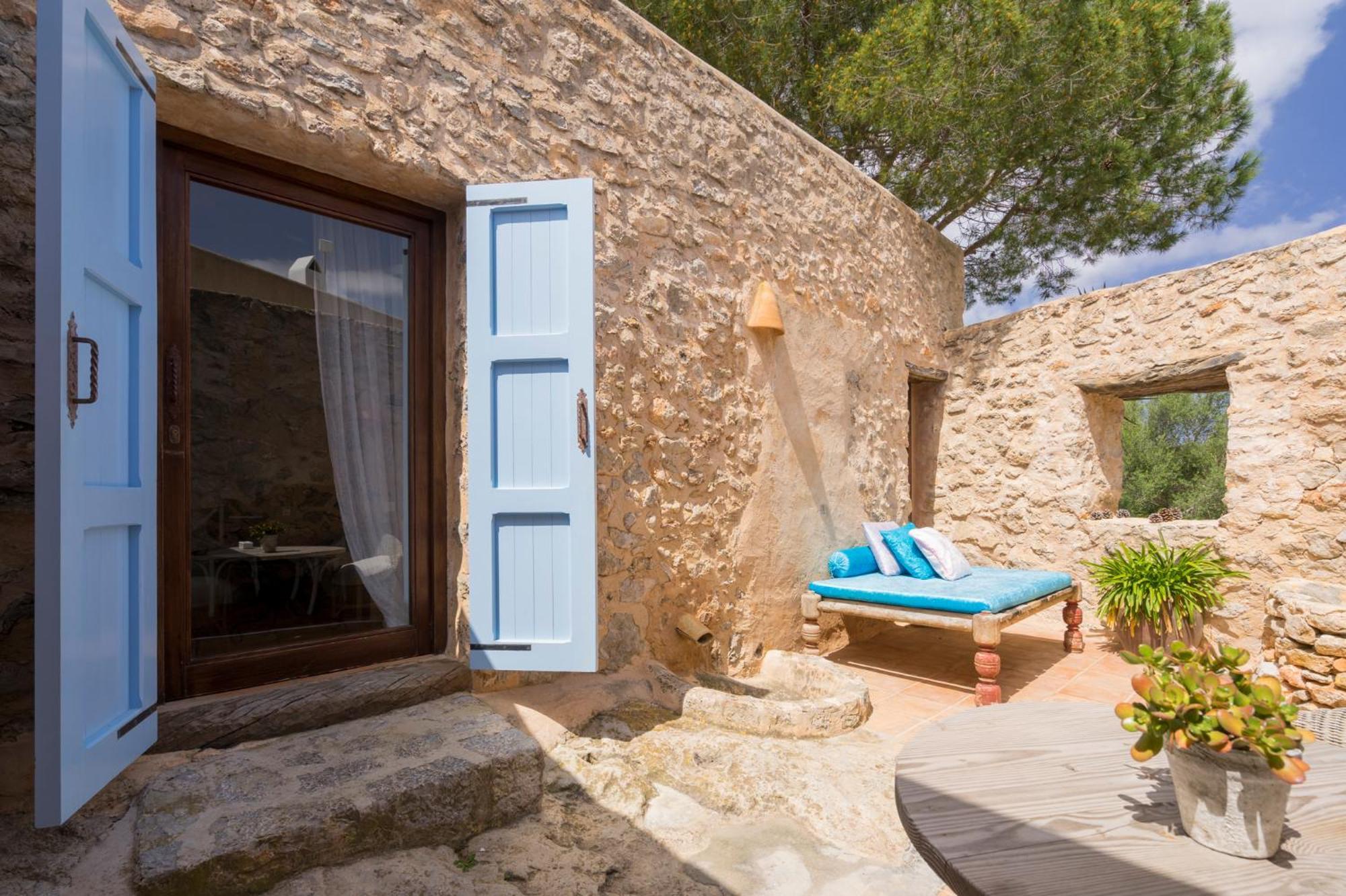 Es Cucons Rural San Antonio (Ibiza)