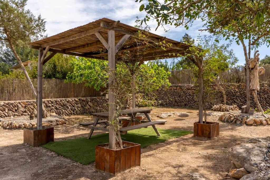 Ferienhaus Casa Con Piscina, Jardin Y Juegos Exteriores Montecristo
