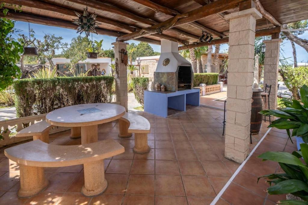 Casa Con Piscina, Jardin Y Juegos Exteriores * Montecristo
