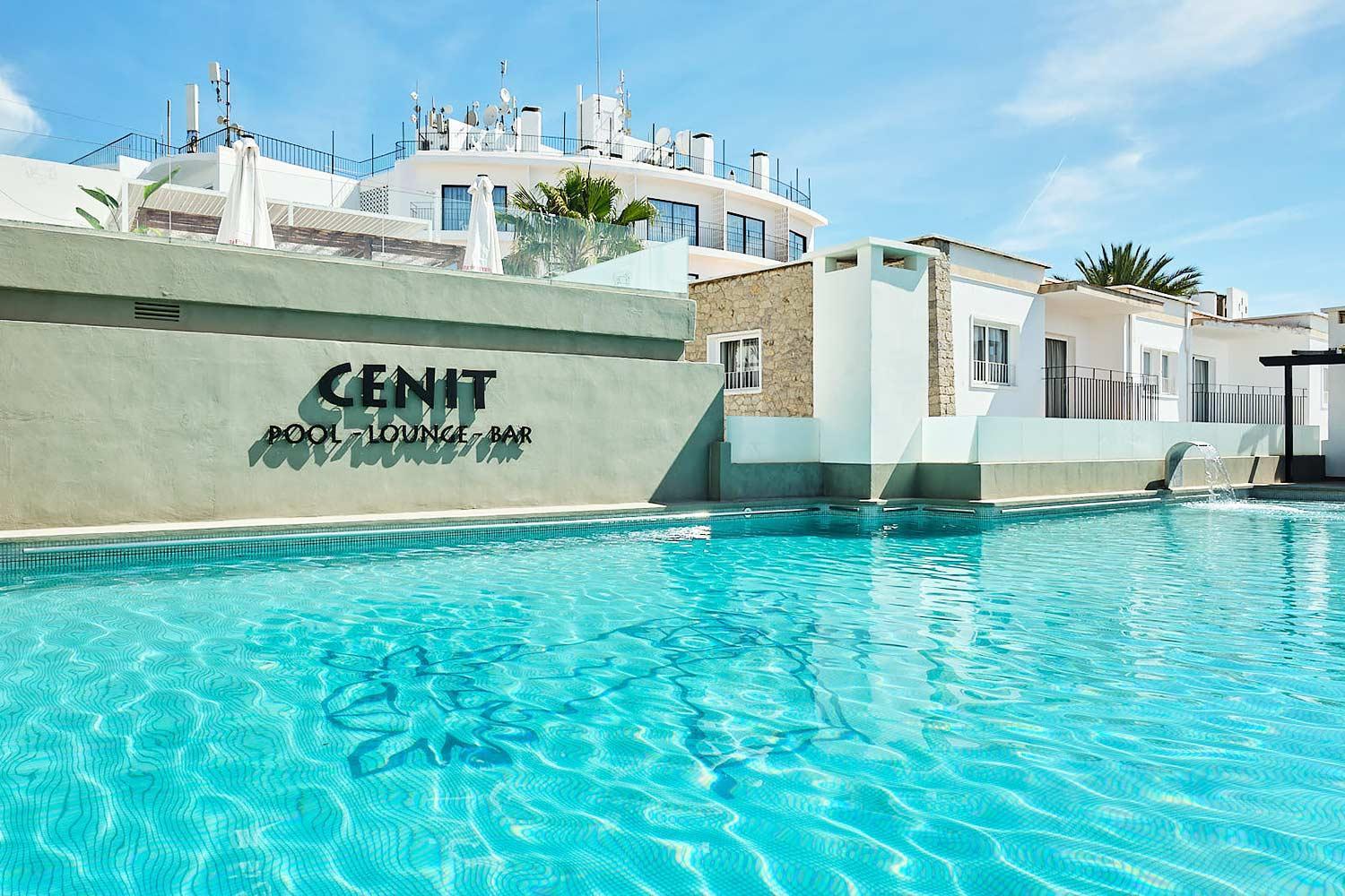 Cenit & Apts. Sol Y Viento 2*