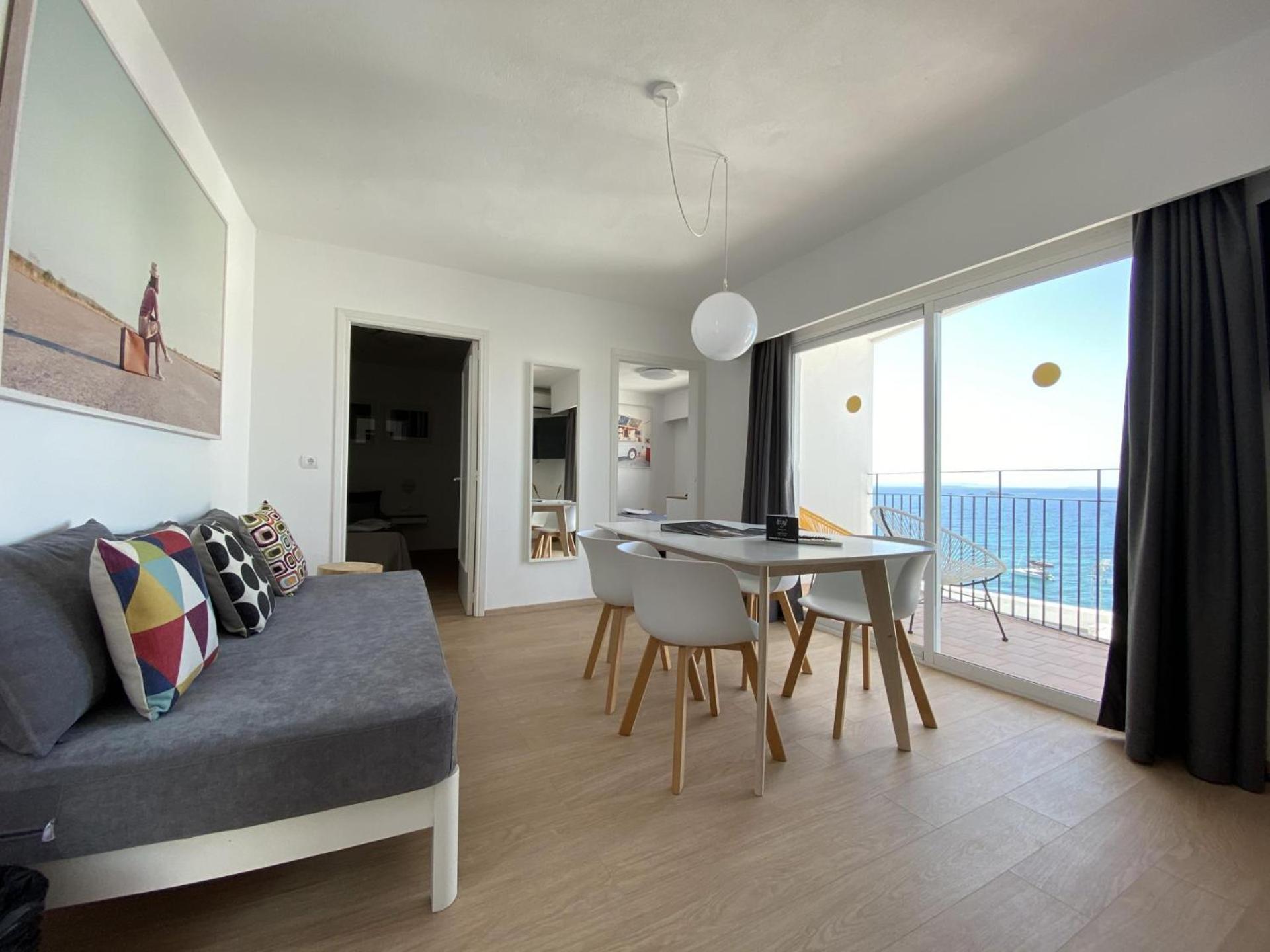 Aparthotel Cenit & Apts. Sol Y Viento