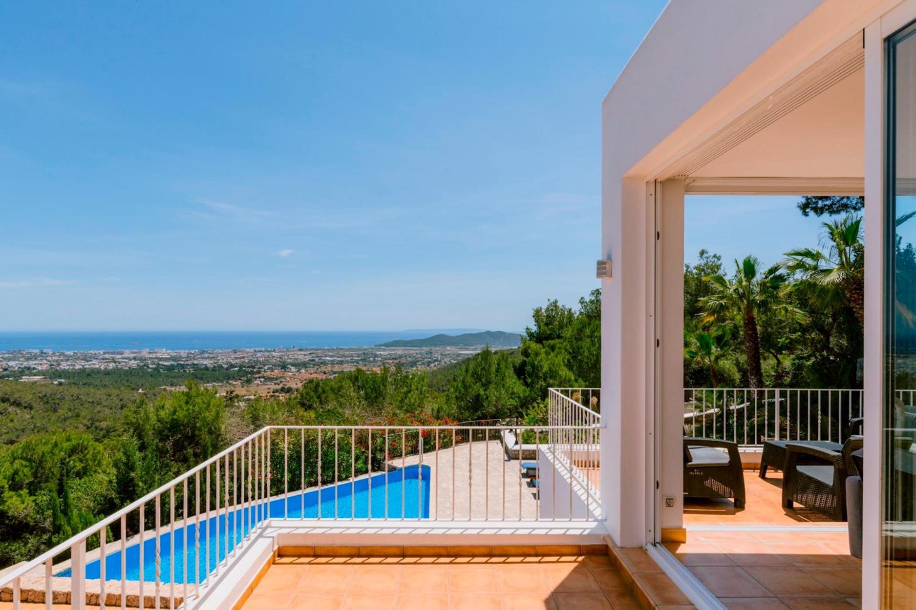 Bellavista Has Stunning Views And A Private Infinity Pool Sant Jordi de ses Salines