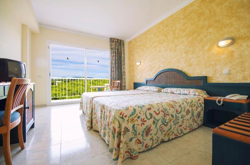 Moon Dreams Coral Hotel 3*