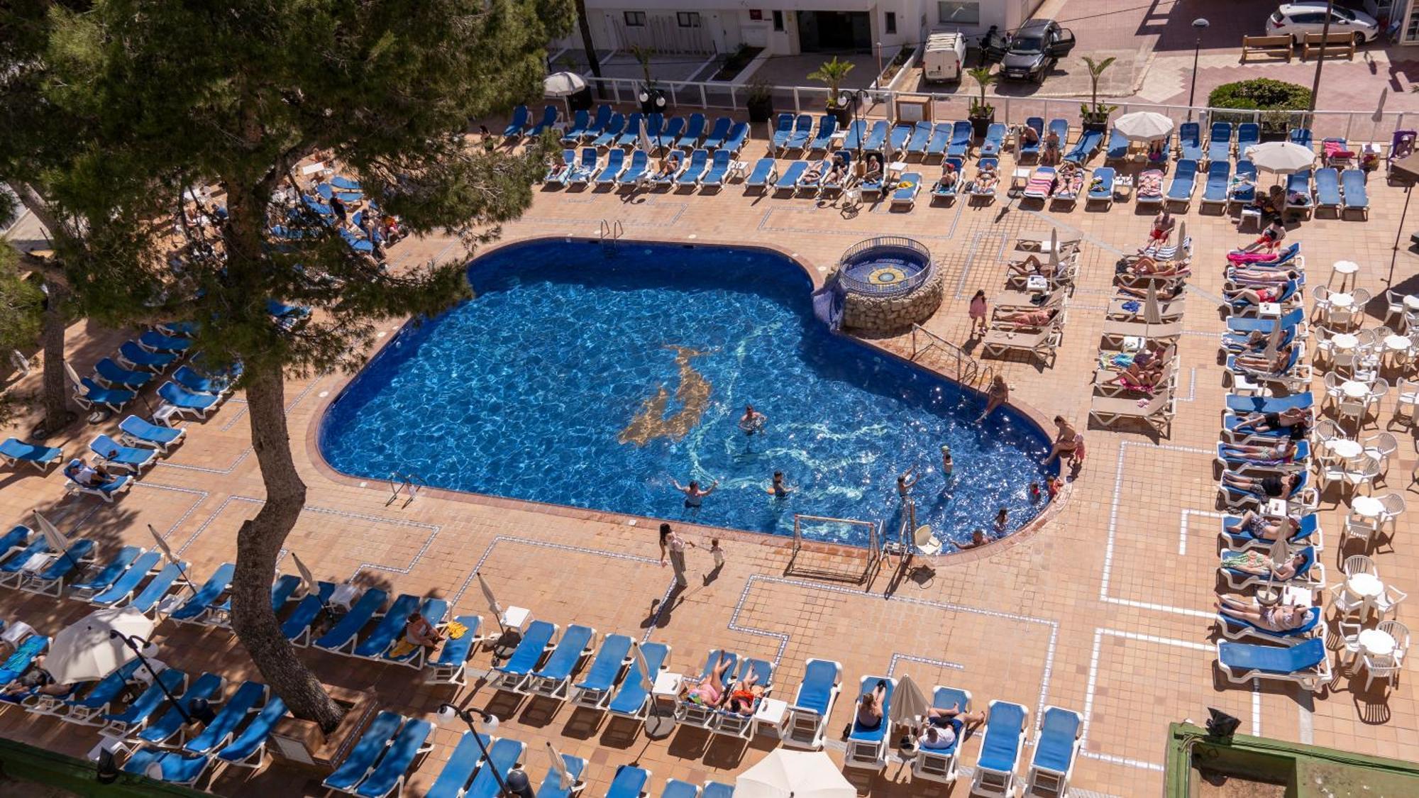 Moon Dreams Coral Hotel 3*