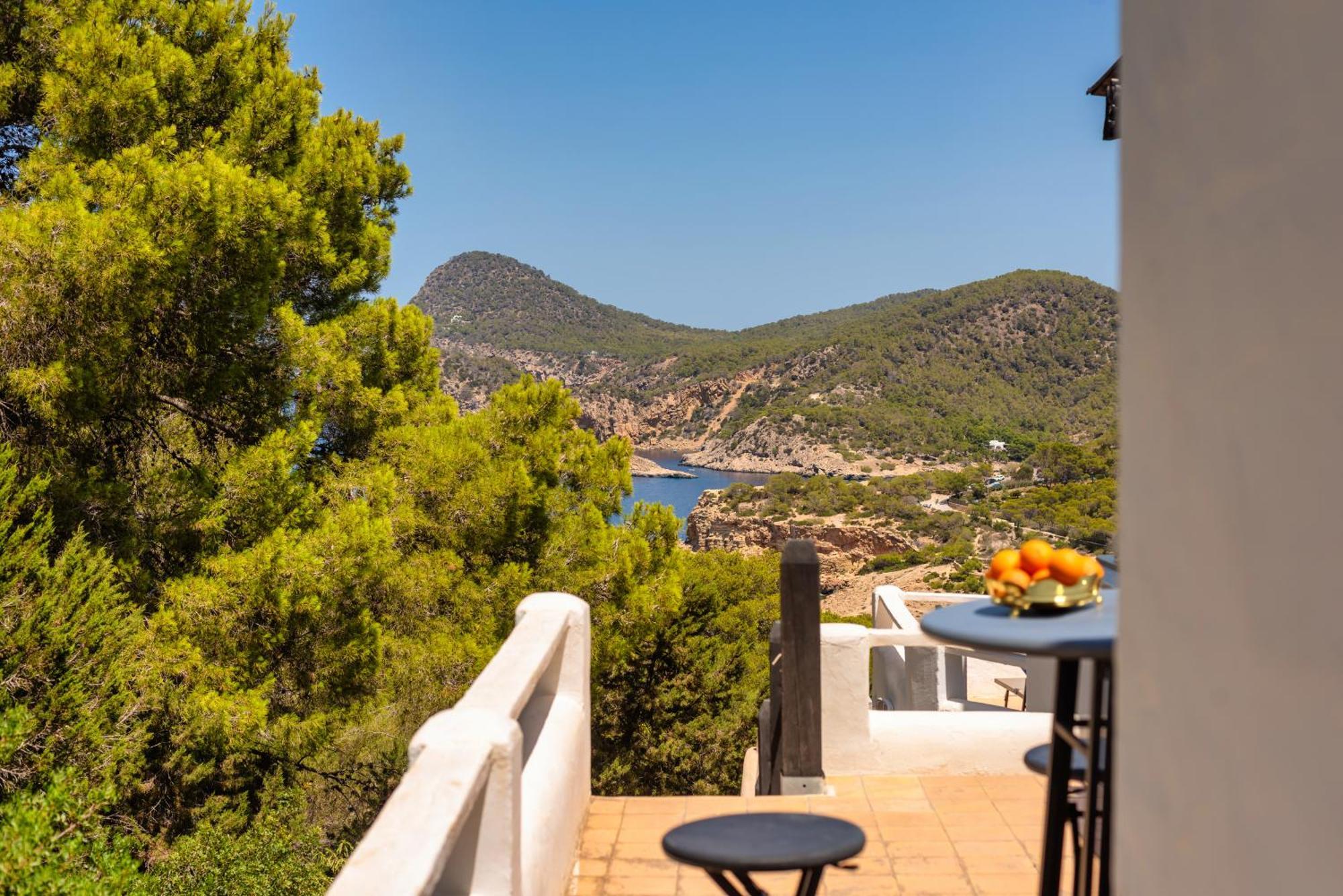 New! Salada * San Antonio (Ibiza)