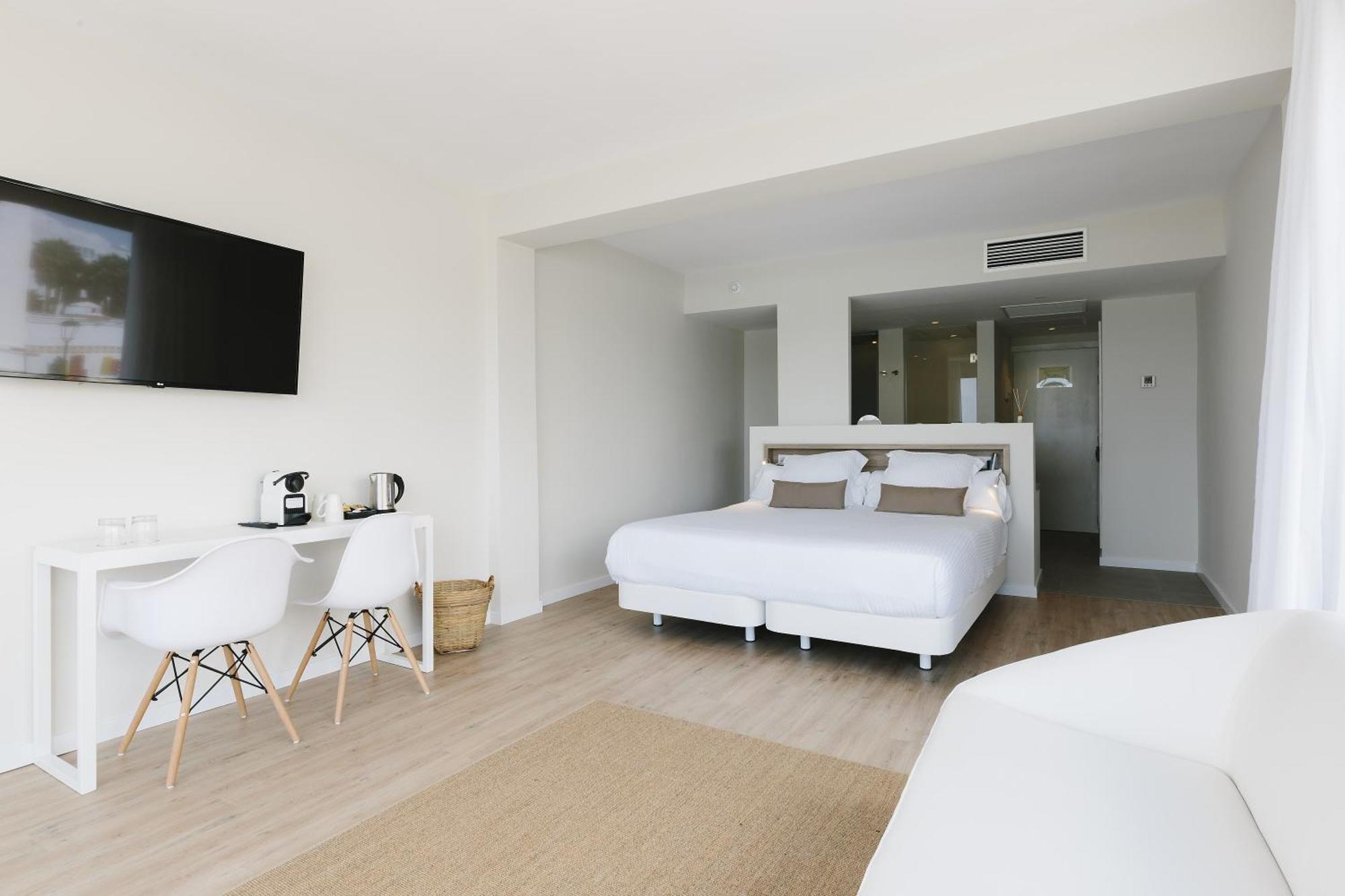 Aluasoul Ibiza - Adults Only Hotel 4*