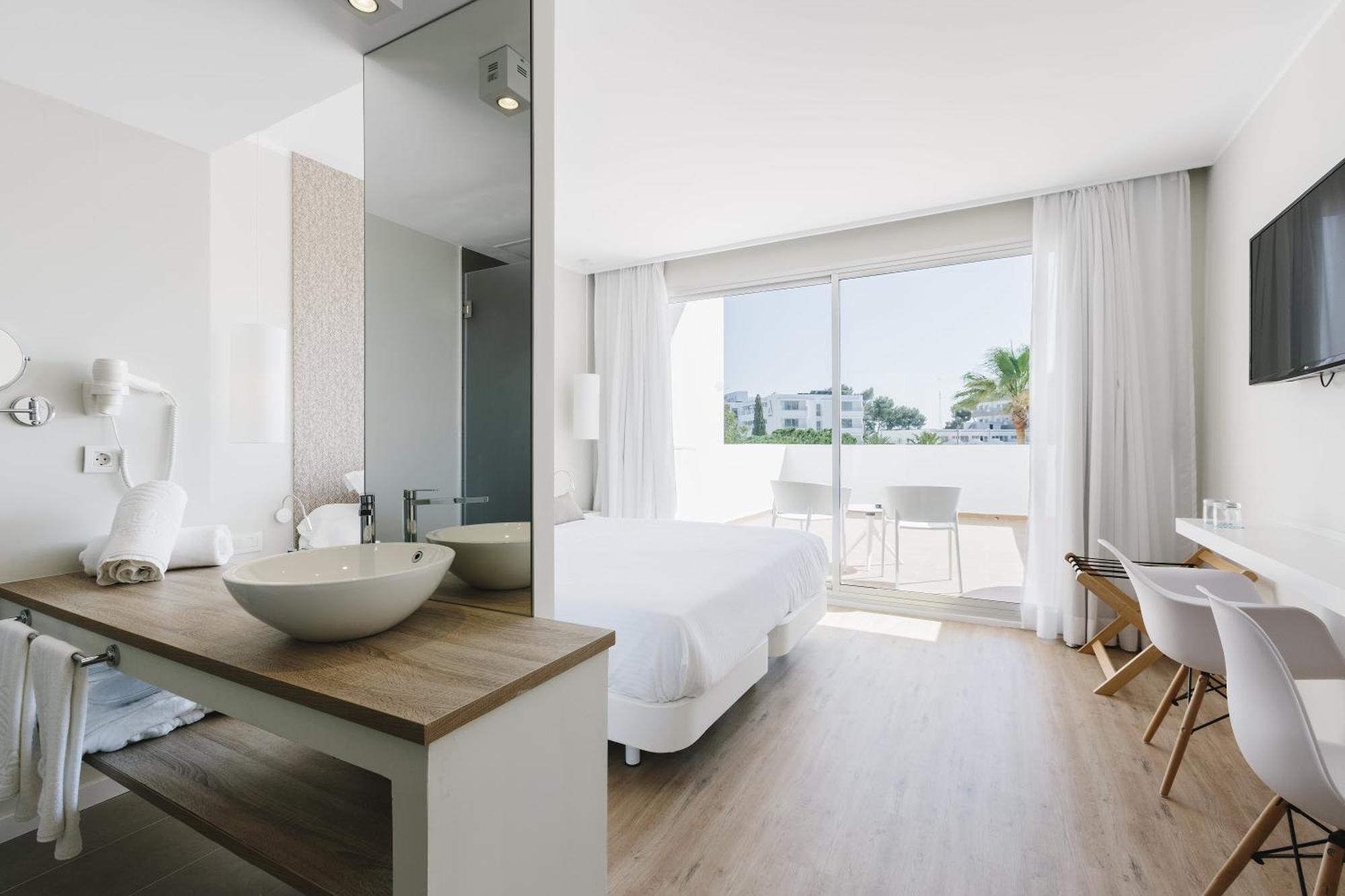 Aluasoul Ibiza - Adults Only Es Canar (Ibiza)