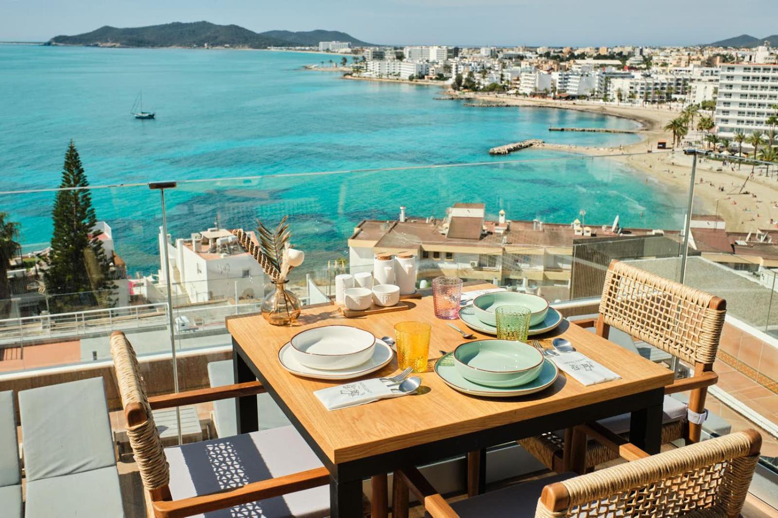 Cenit & Apts. Sol Y Viento Aparthotel