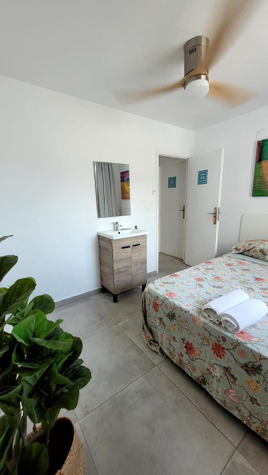 Cisne By Nest Guest house San Antonio (Ibiza)
