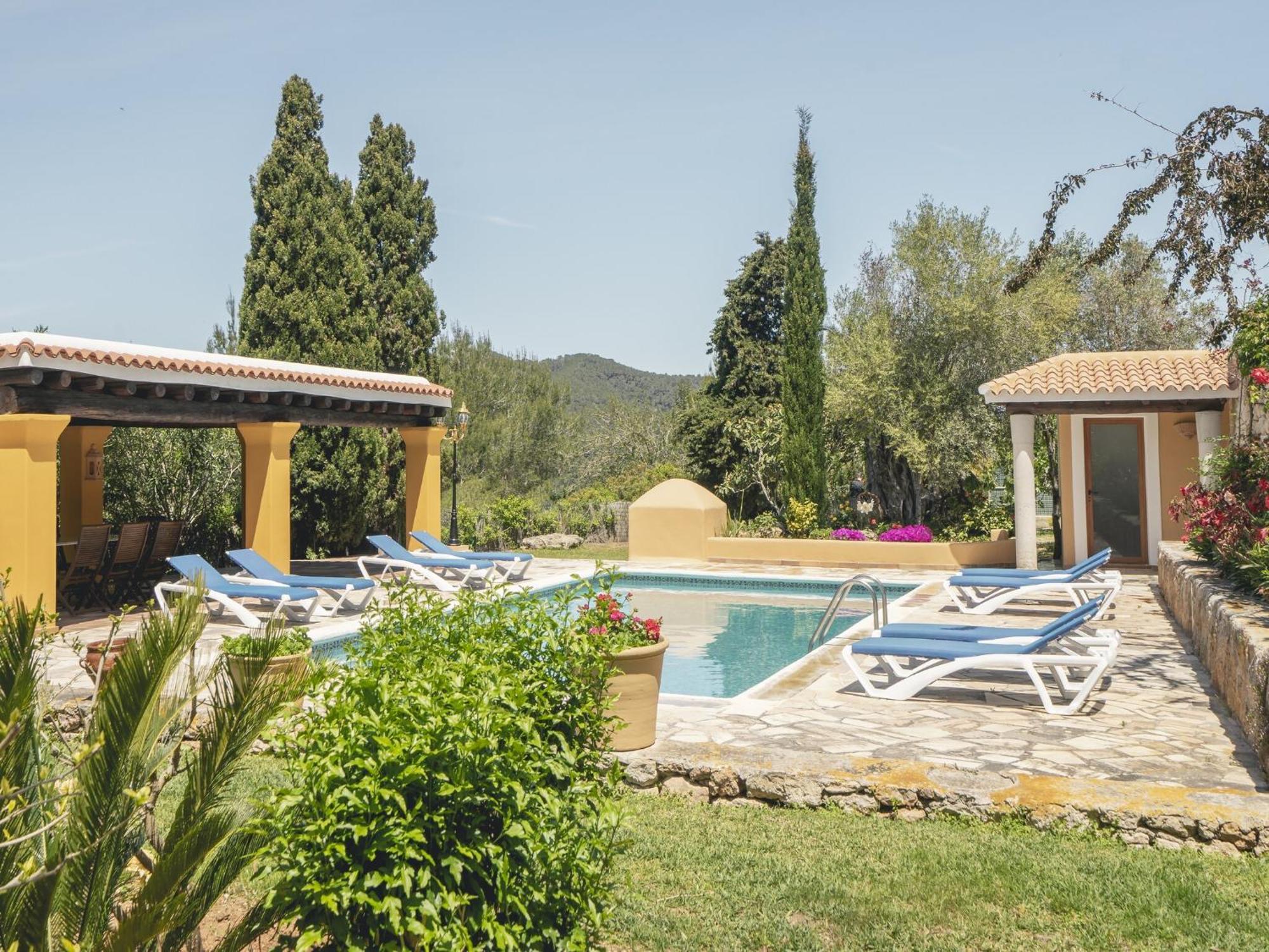 Mansion In With Private Pool Vakantiehuis Santa Eularia des Riu
