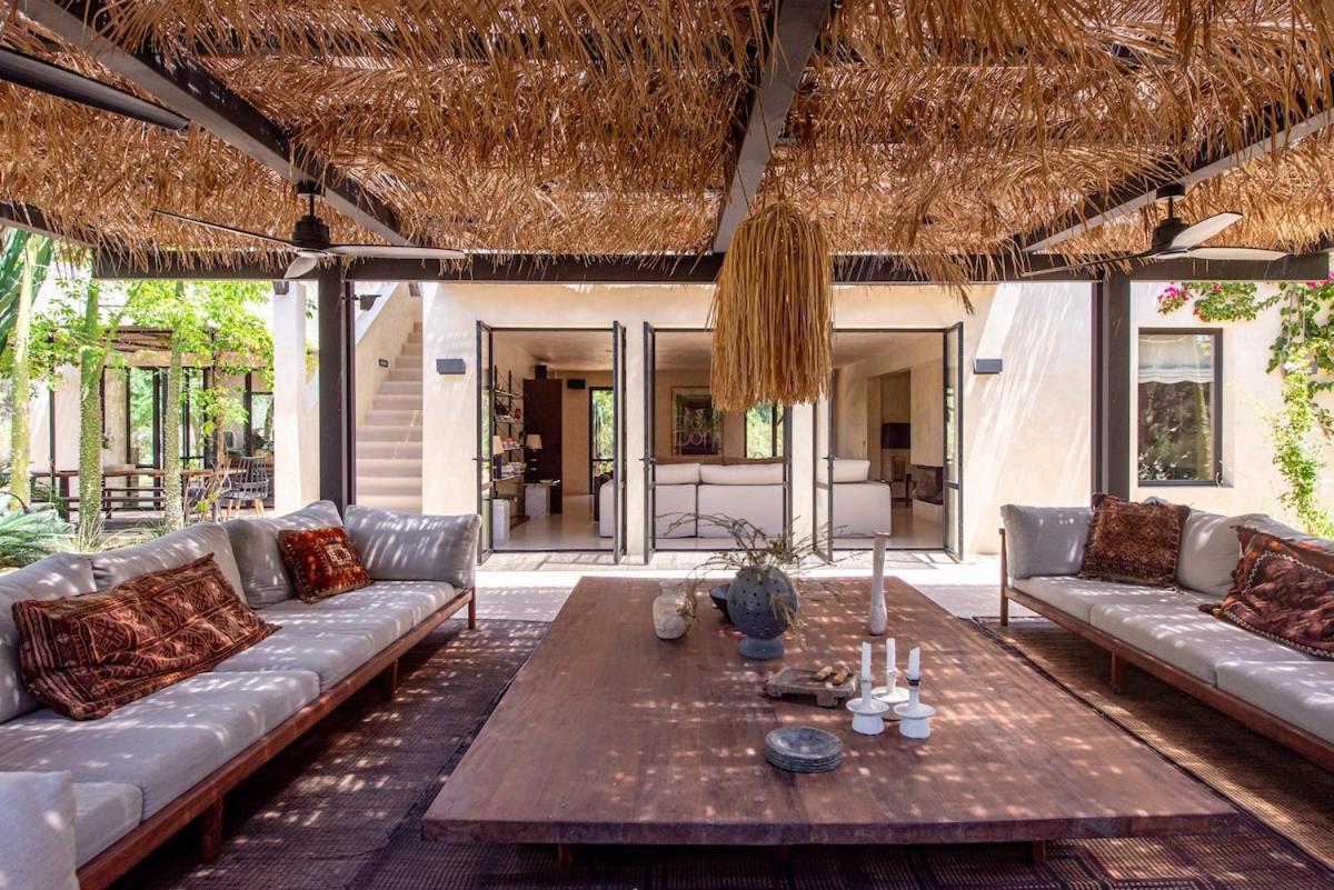 Off The Grid Ibiza Pousada