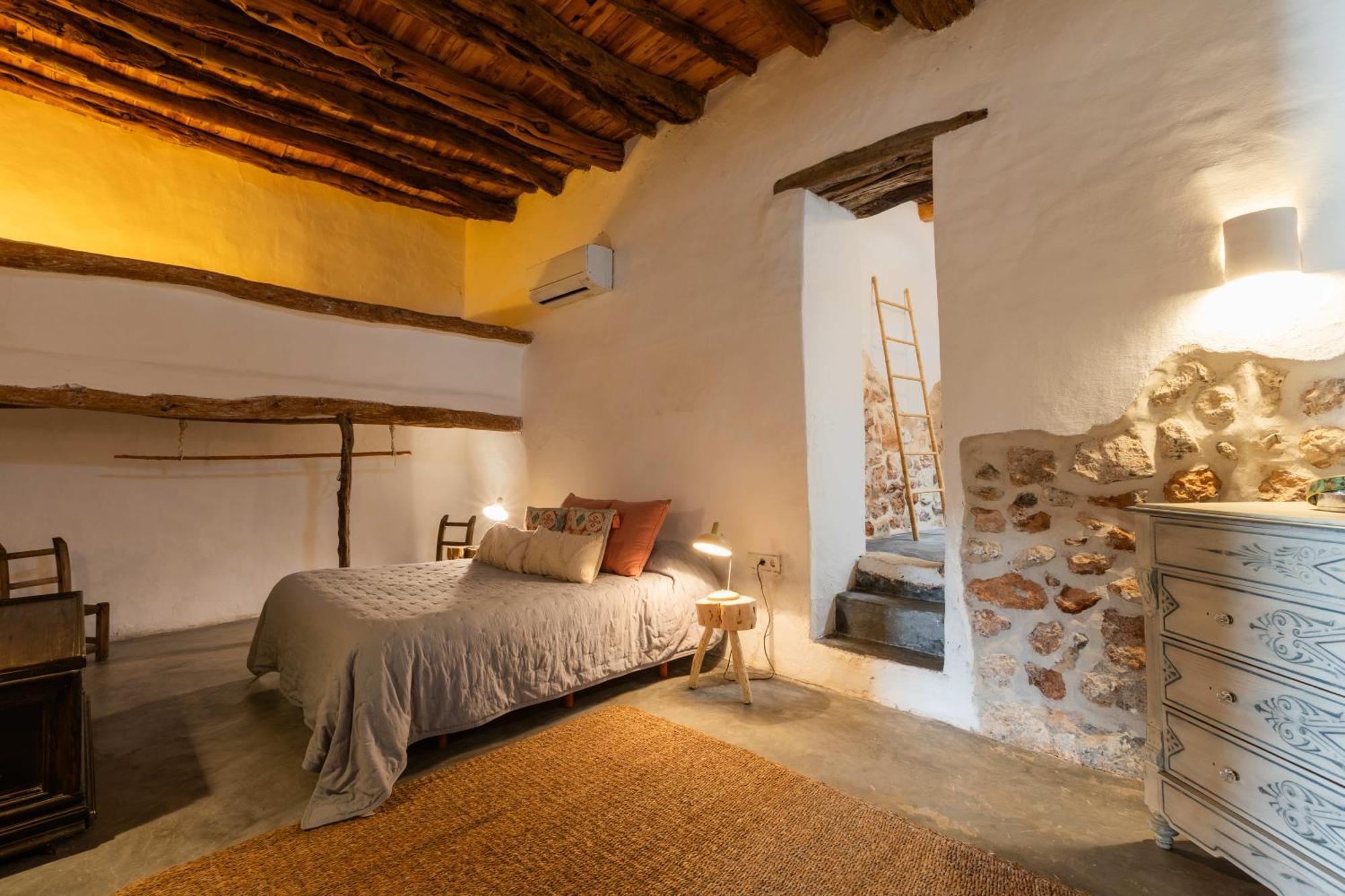 New! Cas Orvais * BALEARIC ISLANDS