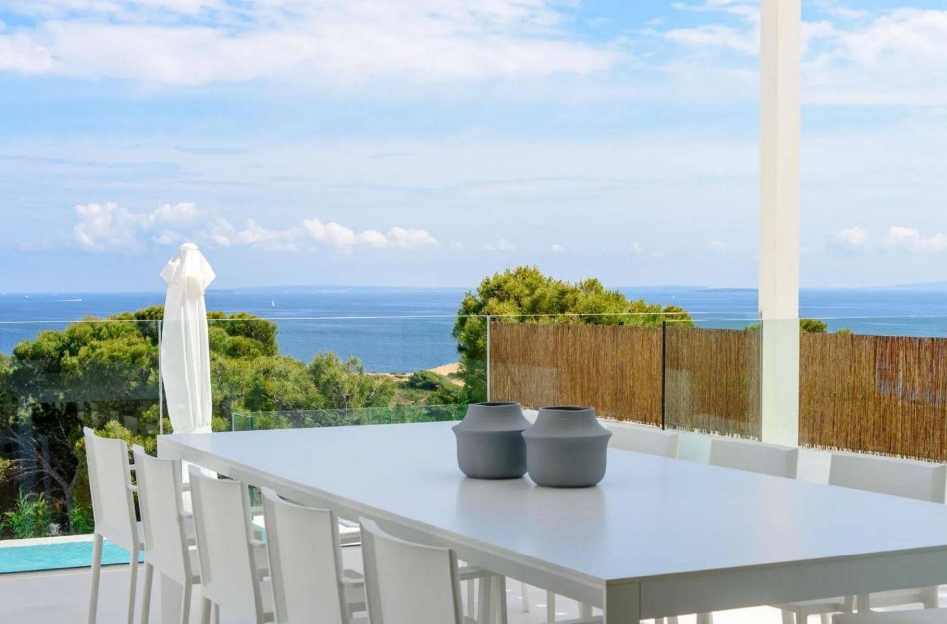 Avinguda Cap Martinet Illes Balears Villa