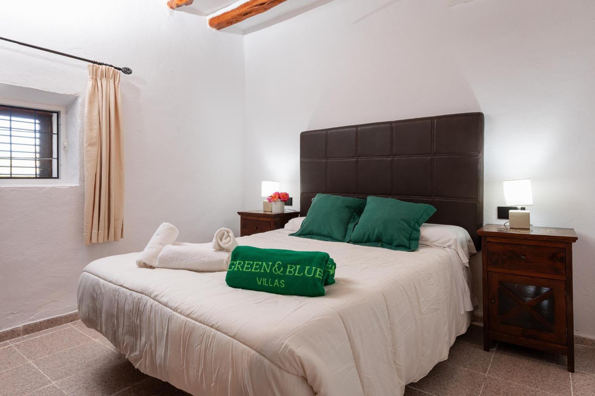 Villa New! Lluis Benirras *