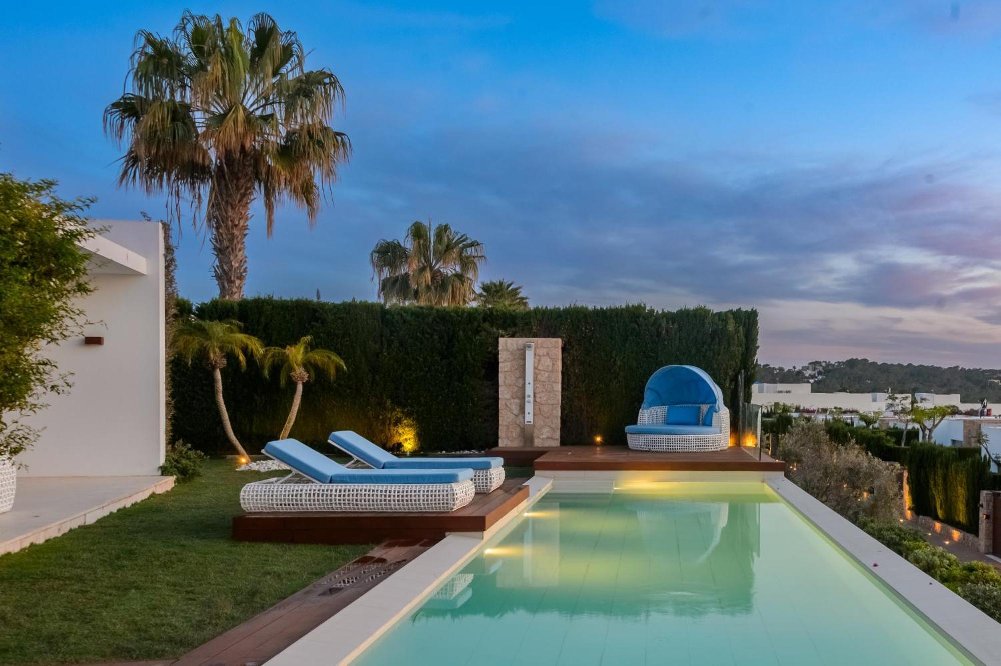 Zelmar - Tranquility And Privacy In Cala Conta Villa