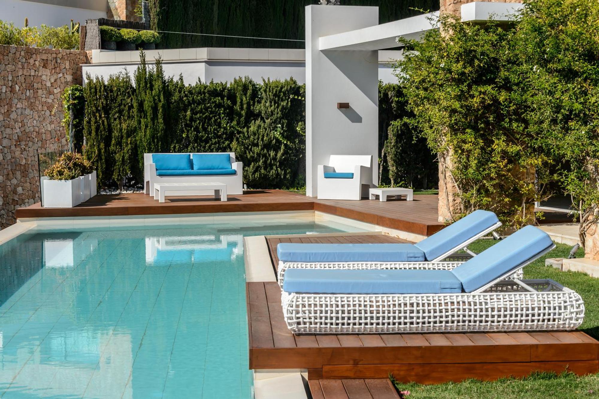 Zelmar - Tranquility And Privacy In Cala Conta Villa