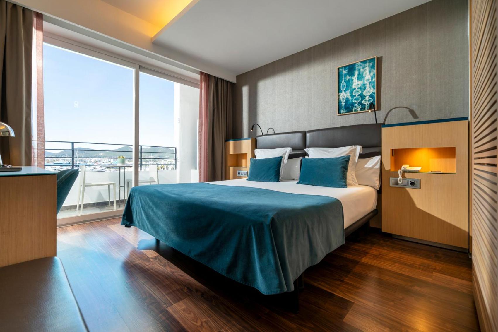Ocean Drive Hotel 4*