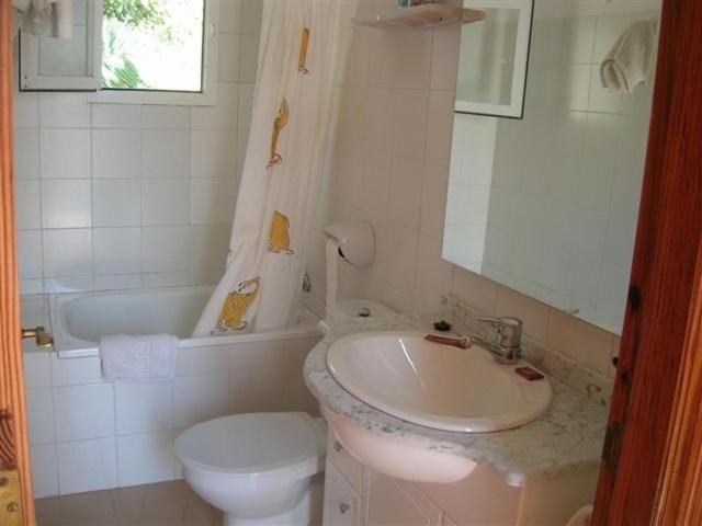 Guest house Tres Golondrinas *