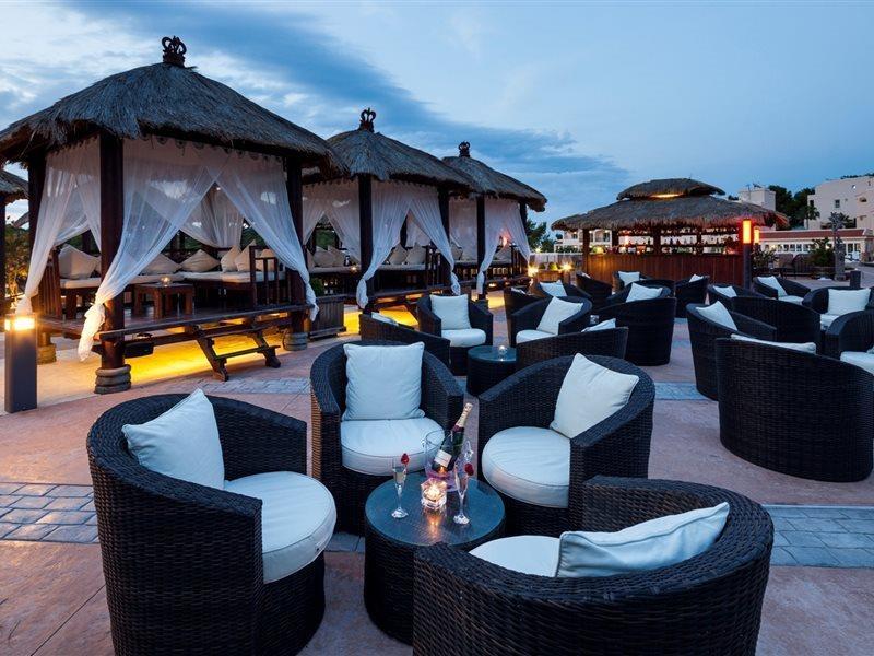Invisa Club Cala Blanca Hotel