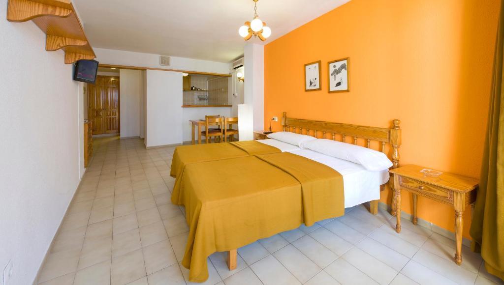 Jovial San Antonio (Ibiza)