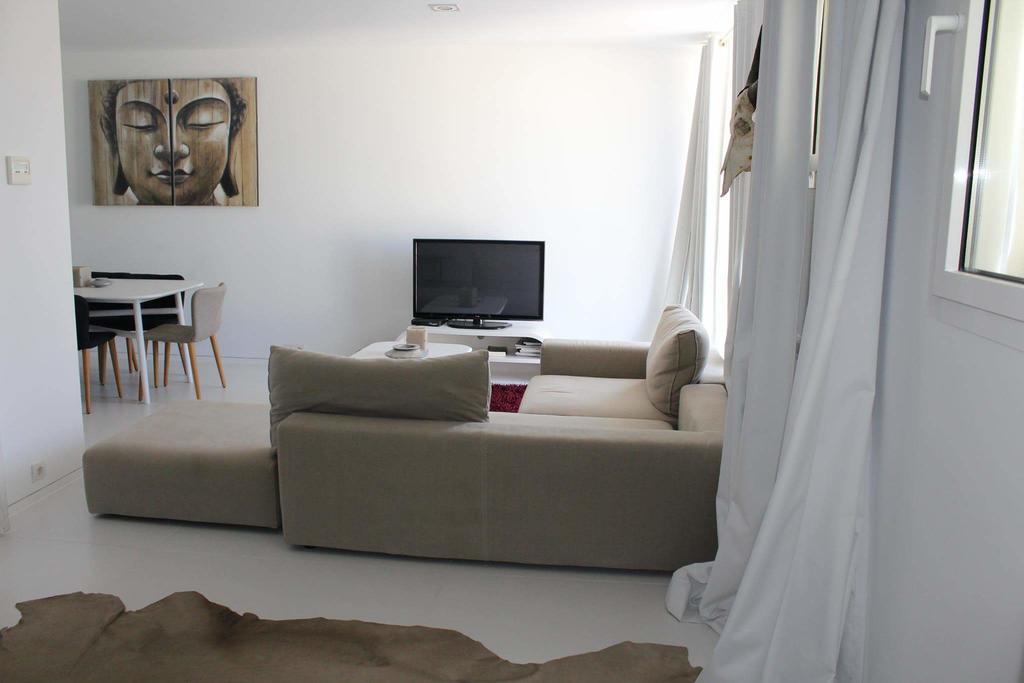 Patio Blanco Luxury Apartment *