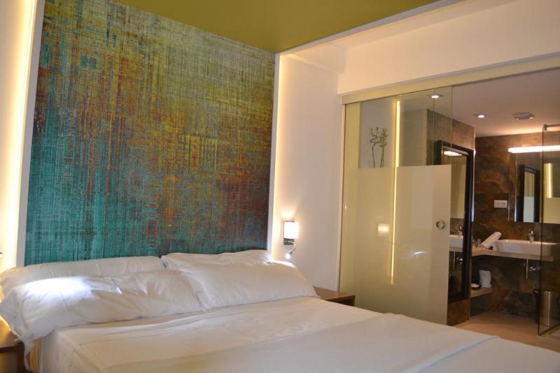 Hotel Marfil 3*