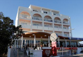 Hotel La Sirena 3*