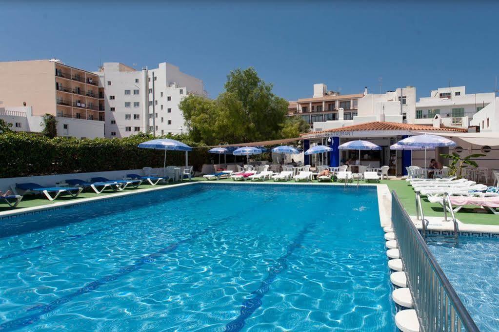 The White (adults Only) Apartment *