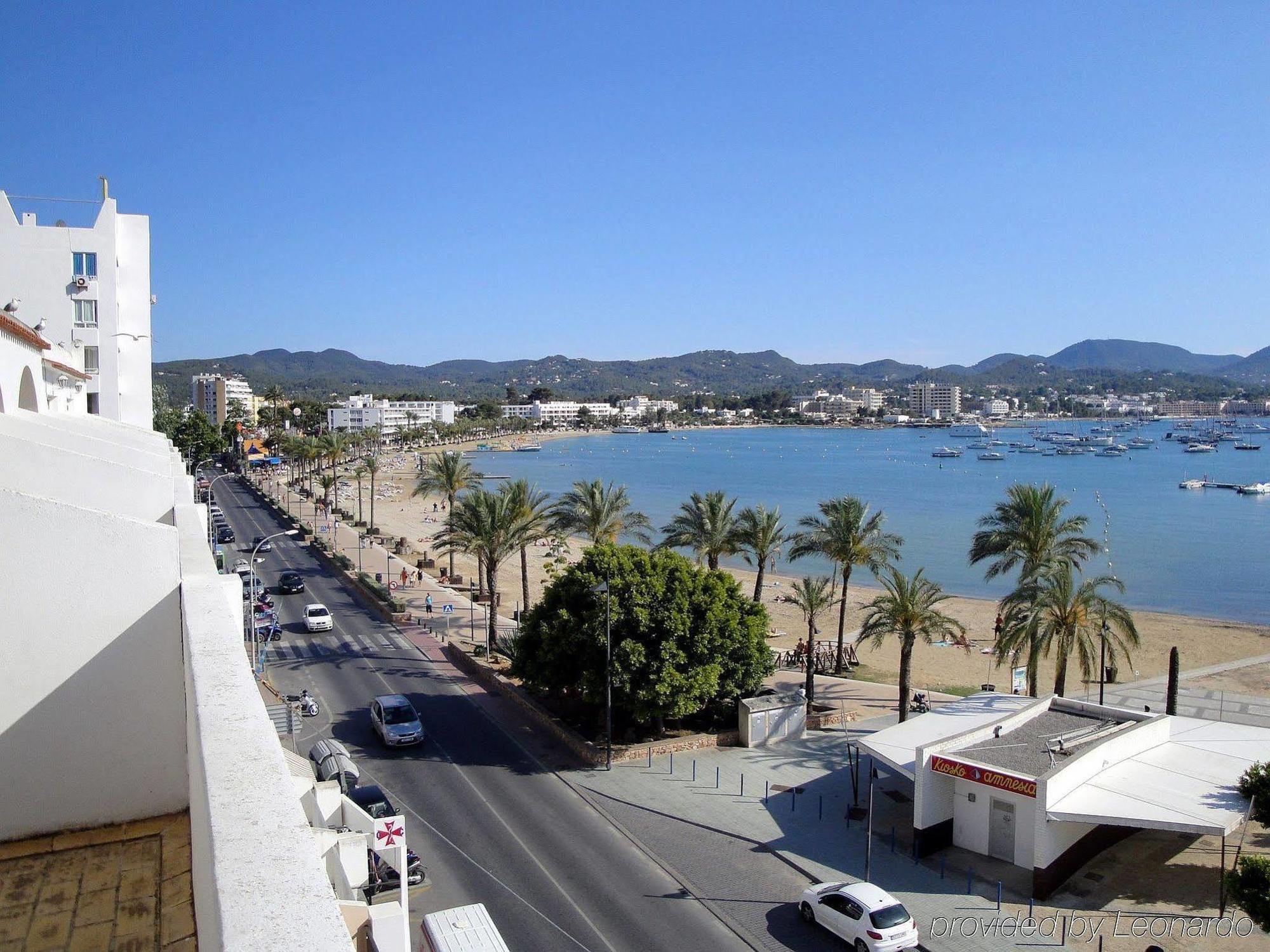 The White (adults Only) * San Antonio (Ibiza)