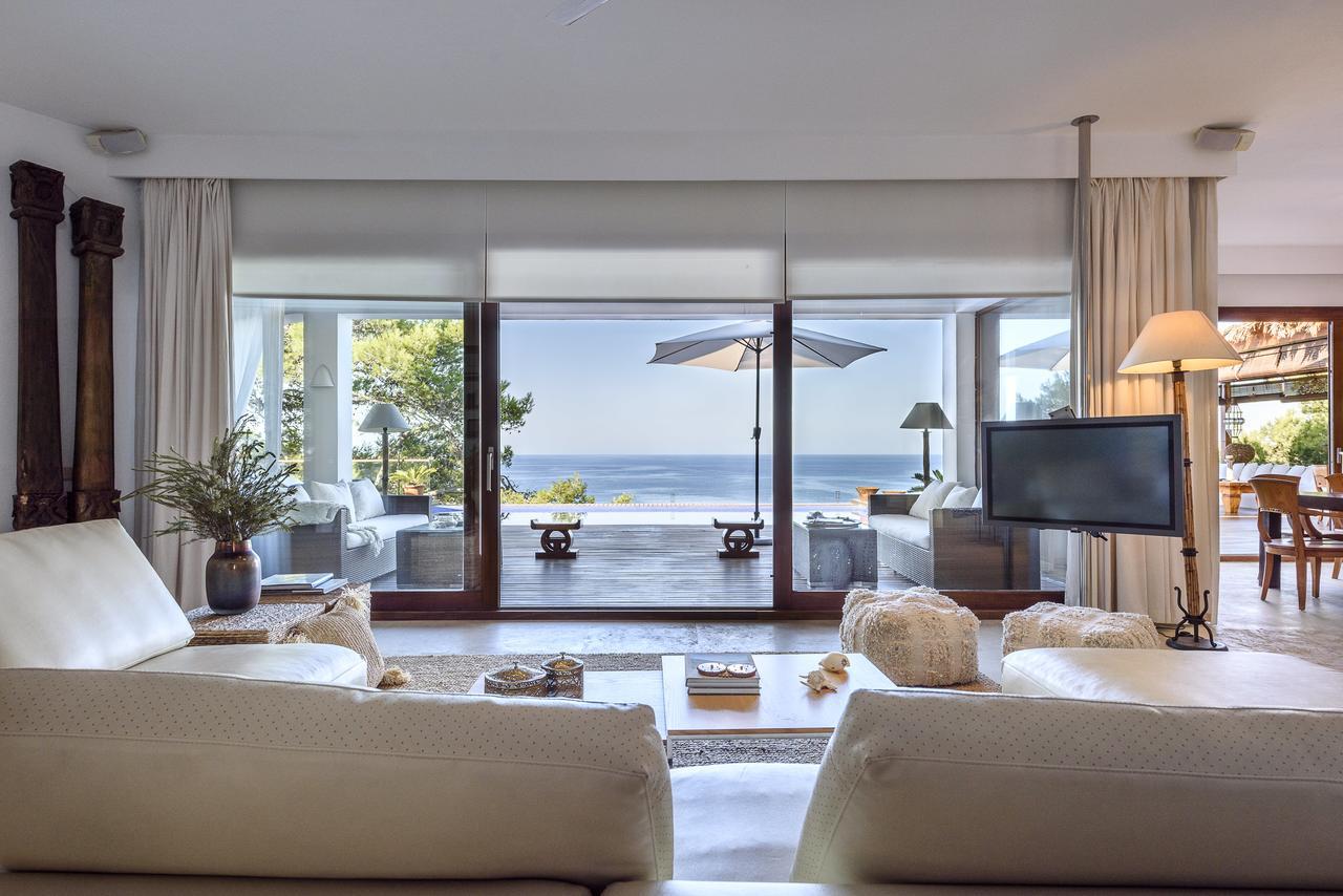 Azul Villa Cala Tarida (Ibiza)