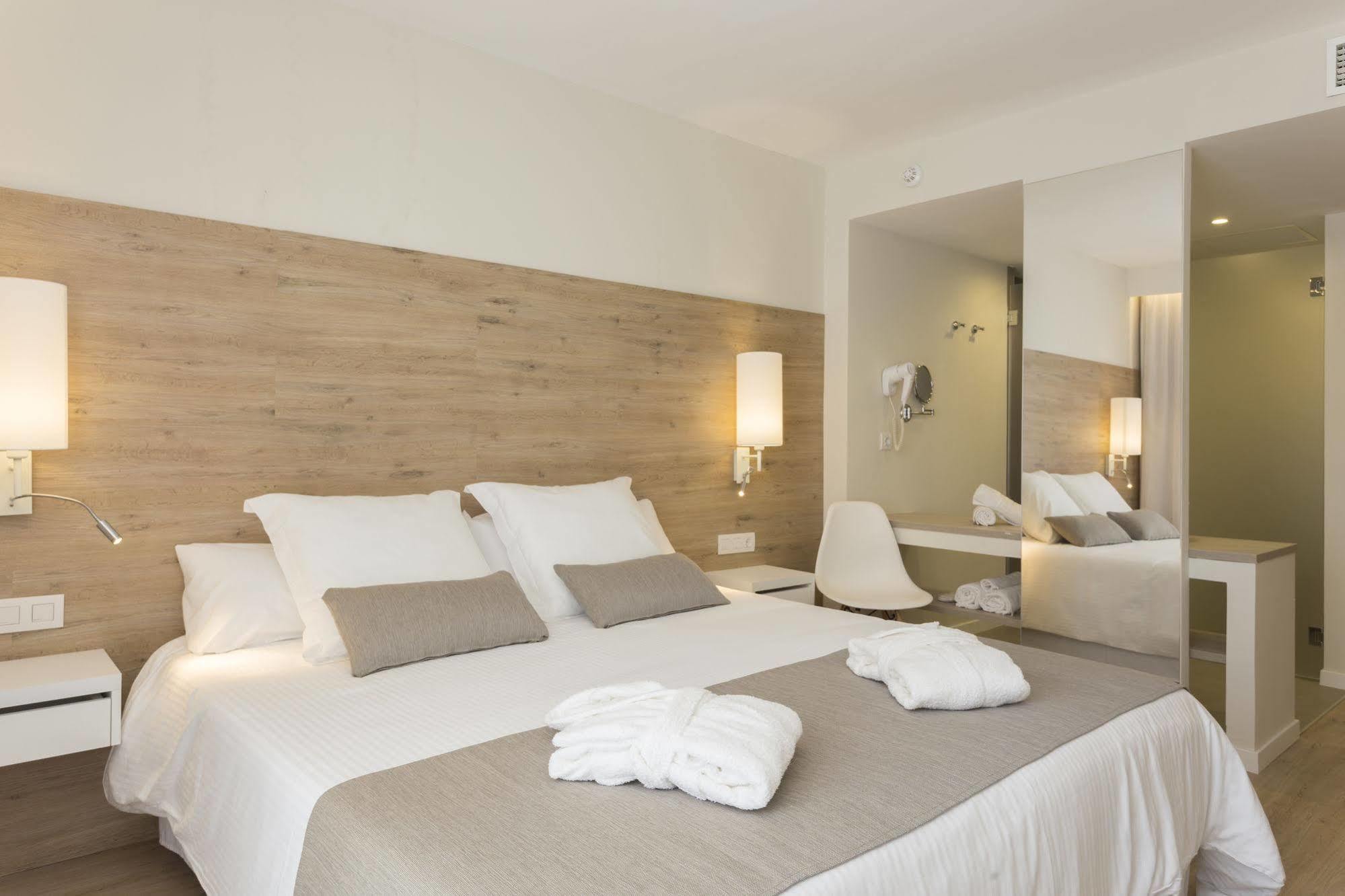 Aluasoul Ibiza - Adults Only 4*