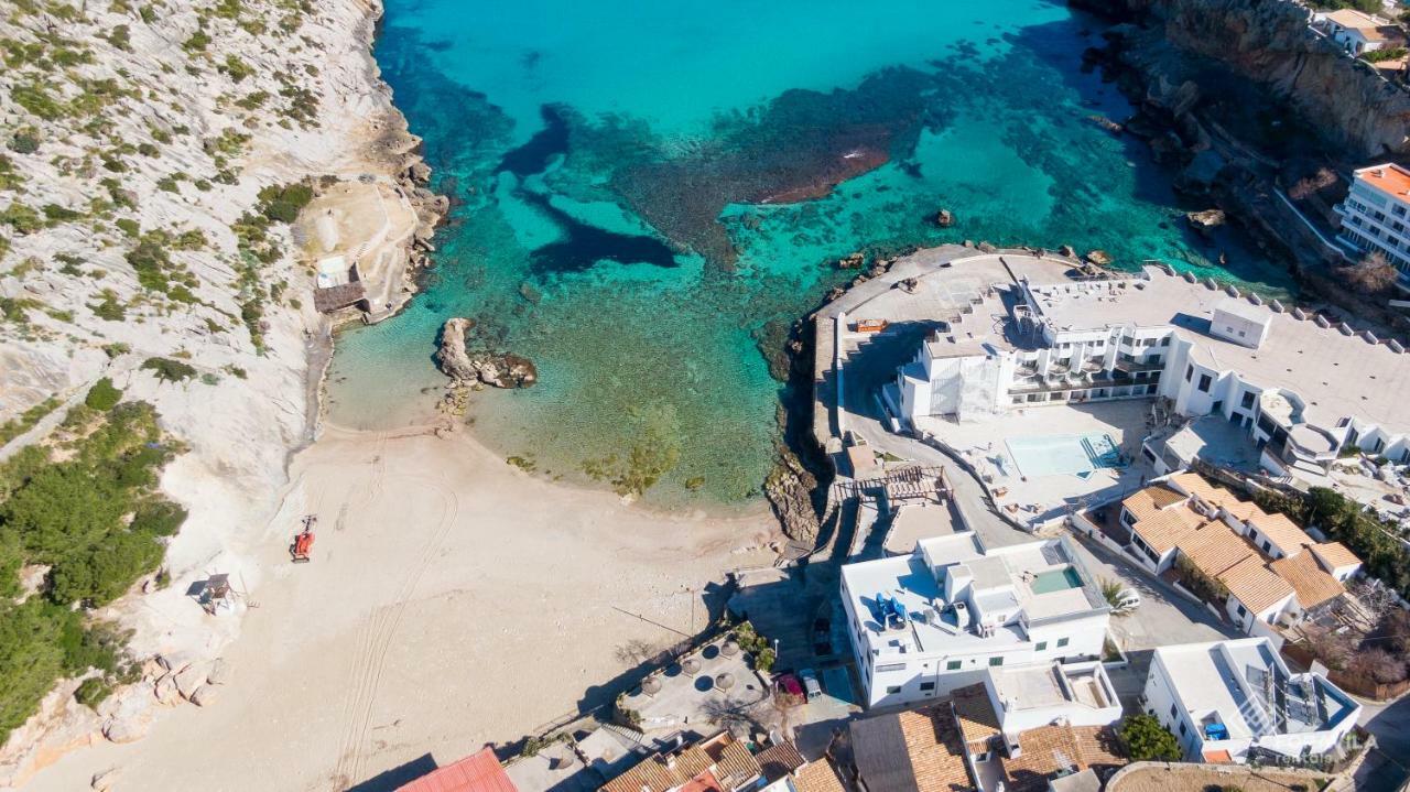 Cala Barques Holiday home *