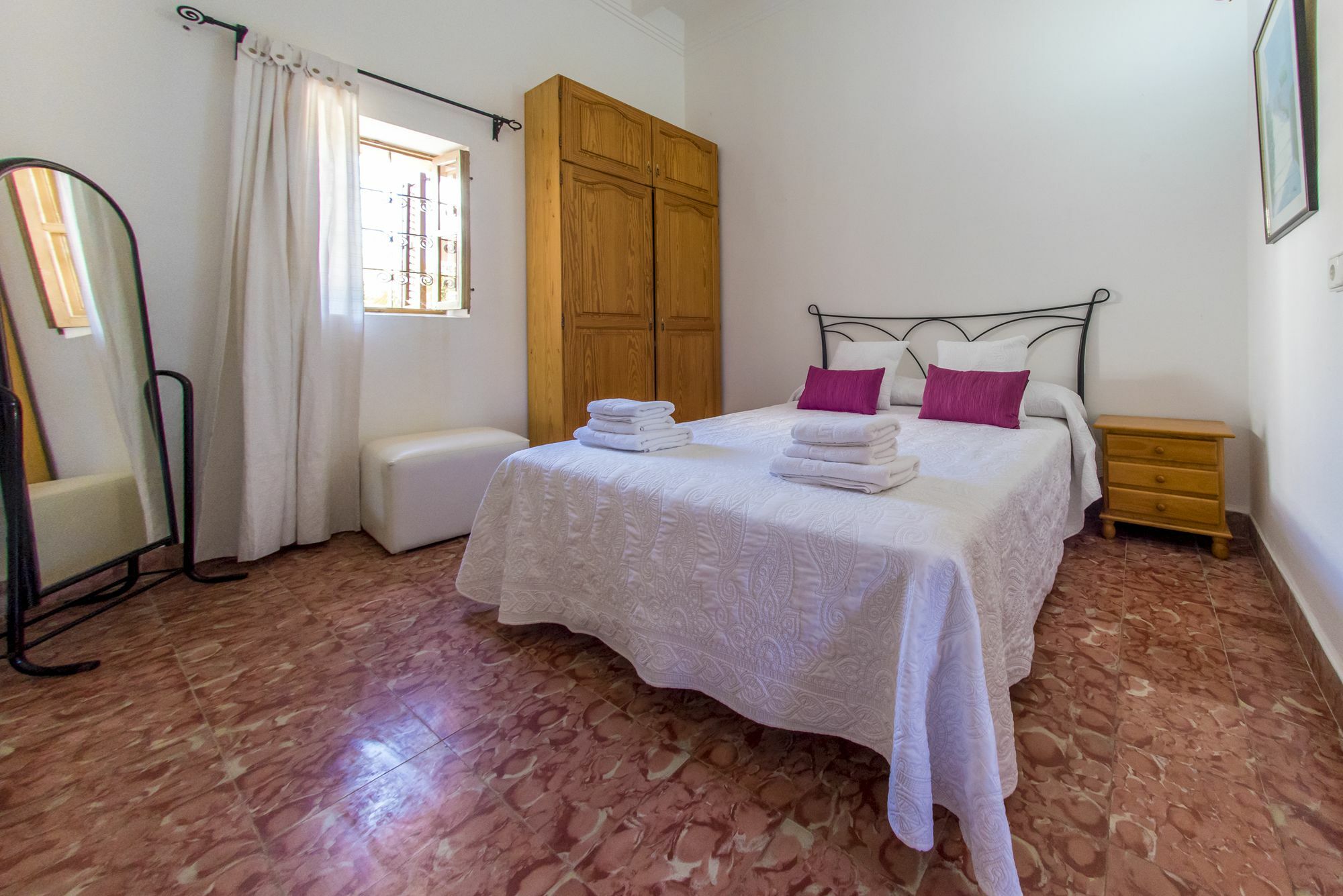 Concava Camp San Antonio (Ibiza)