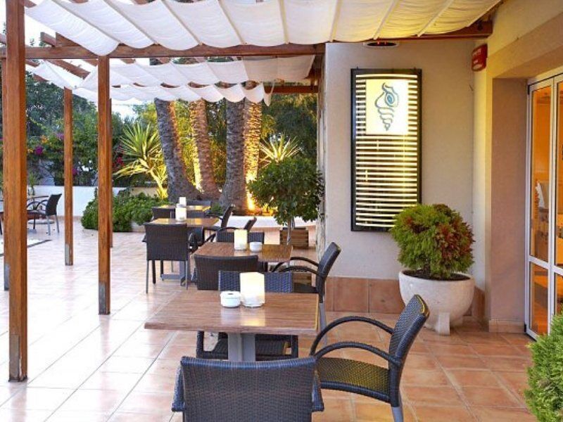 Lux Isla Hotel Talamanca (Ibiza)
