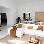 Peaceful Villa In Santa Gertrudis